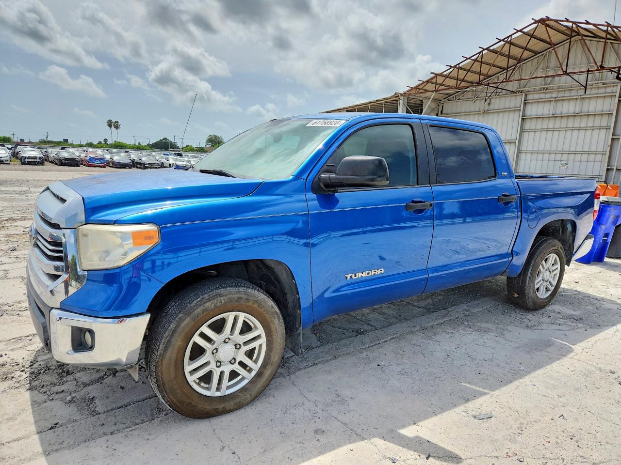 5TFEM5F11HX112753 · 2017 TOYOTA TUNDRA