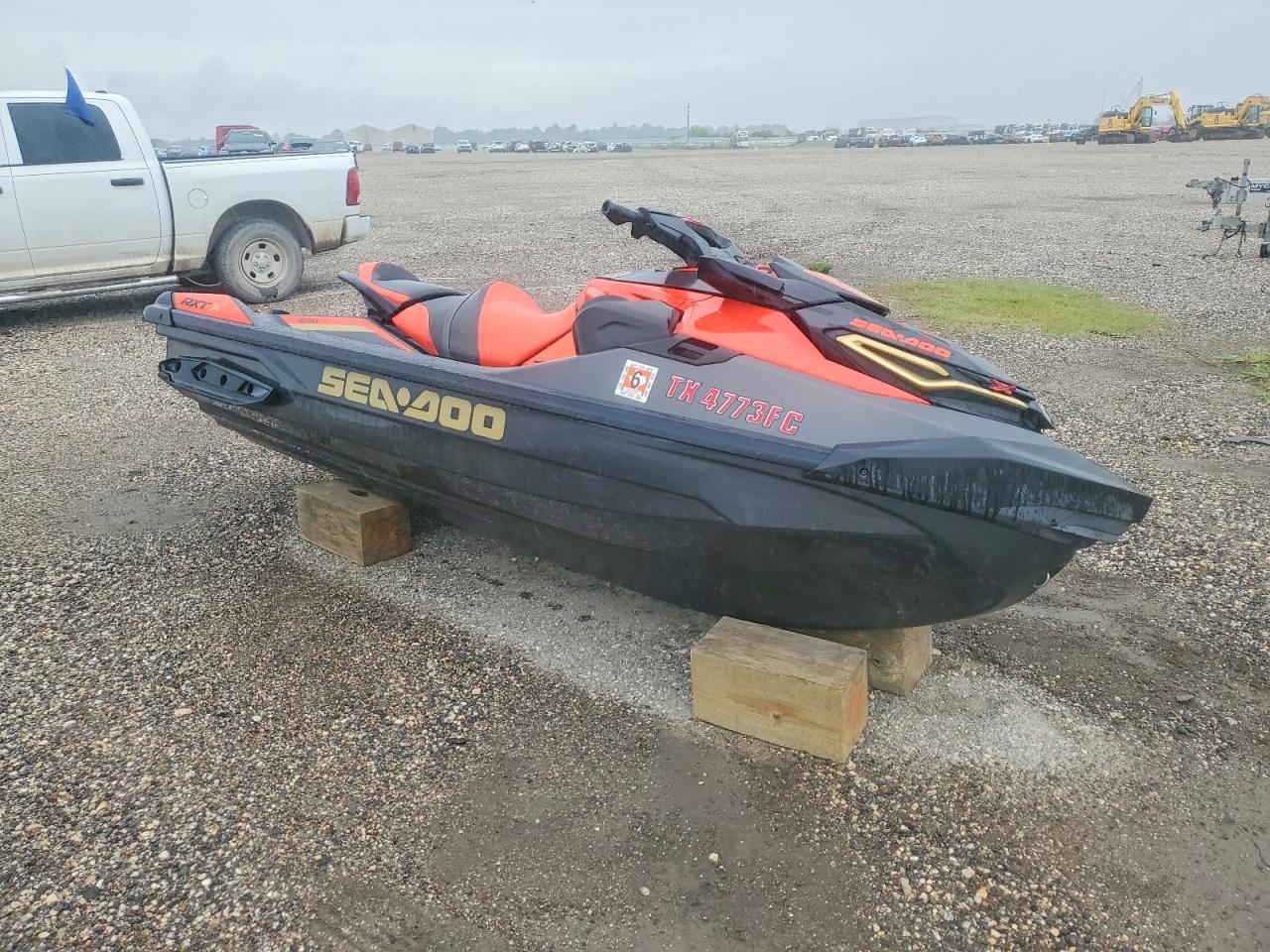 2019 SEA-DOO JET SKI