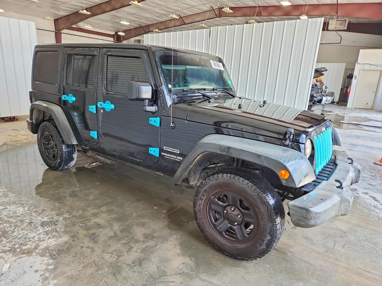 1C4BJWDG7HL576906 · 2017 JEEP WRANGLER UNLIMITED · 4/12