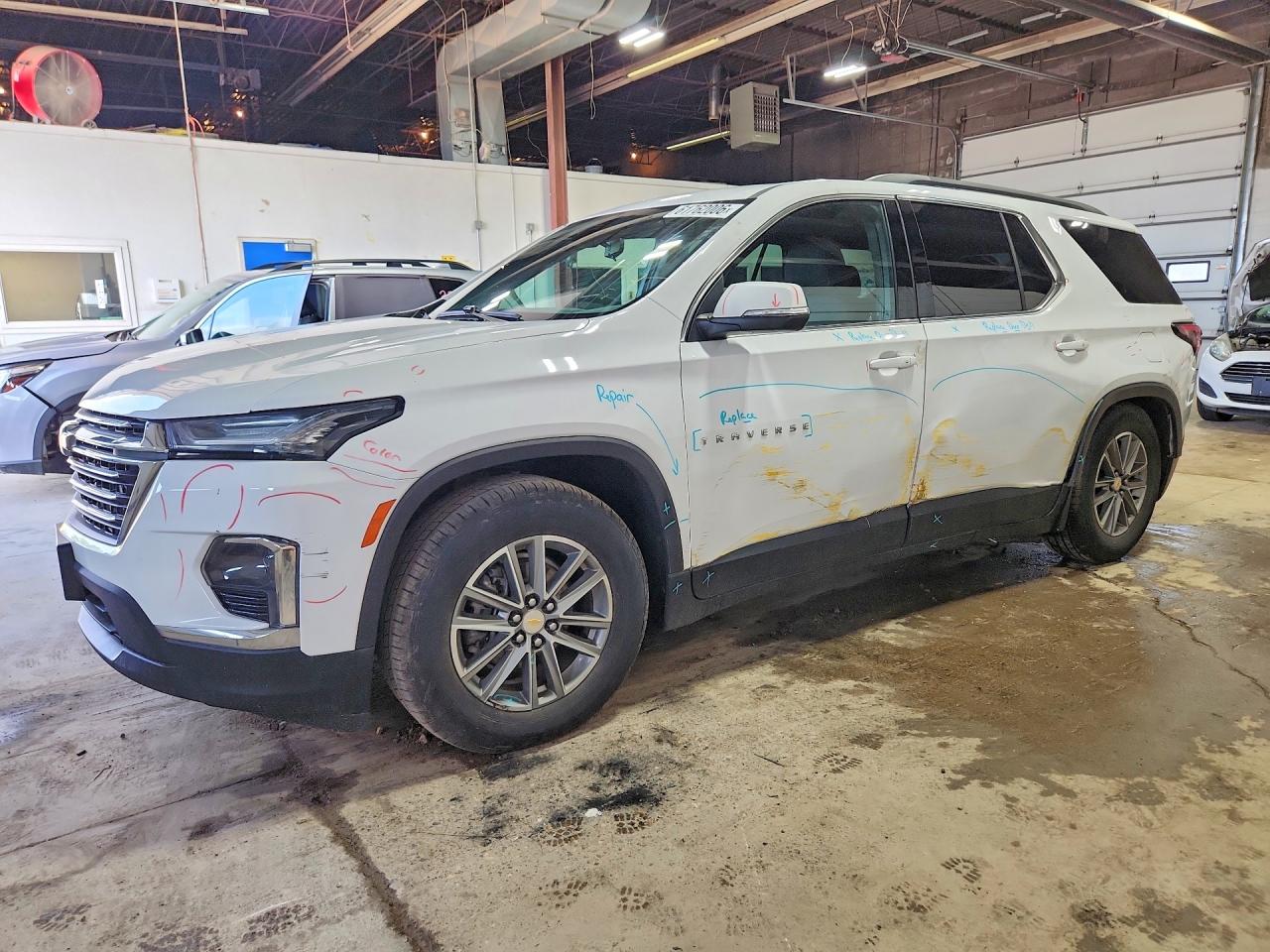 1GNEVGKW2NJ166742 · 2022 CHEVROLET TRAVERSE