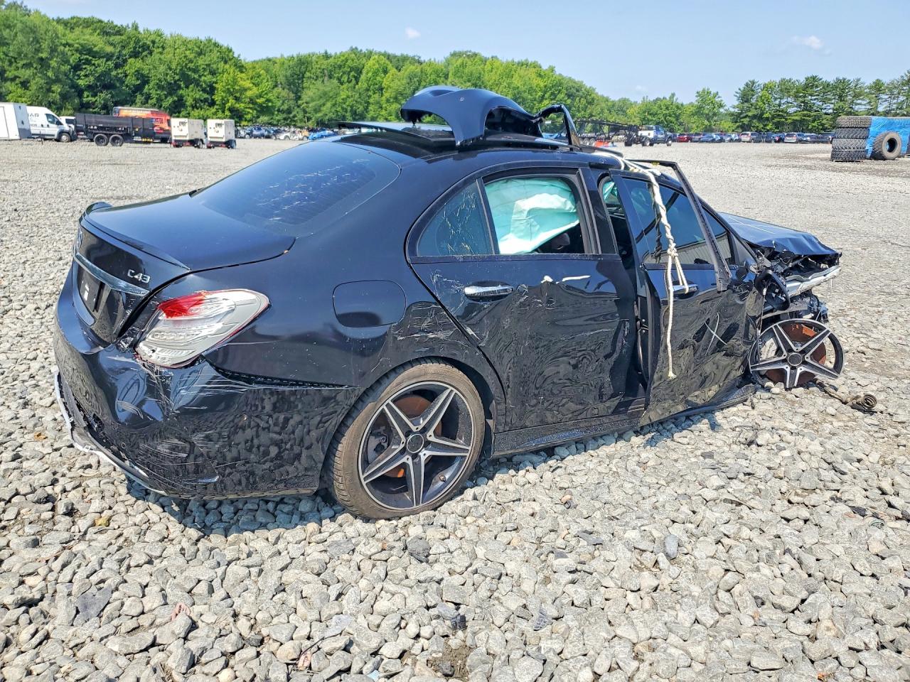 55SWF6EB8JU260301 · 2018 MERCEDES-BENZ C · 3/12