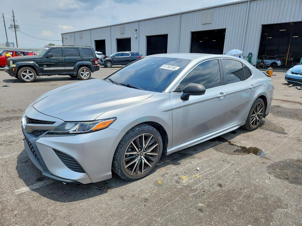 4T1G11AK8LU897059 · 2020 TOYOTA CAMRY