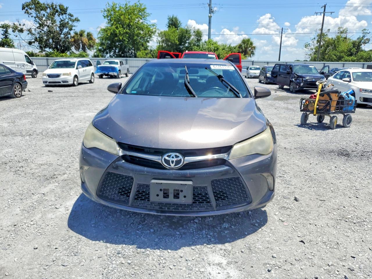 4T1BF1FK2FU987073 · 2015 TOYOTA CAMRY · 5/12