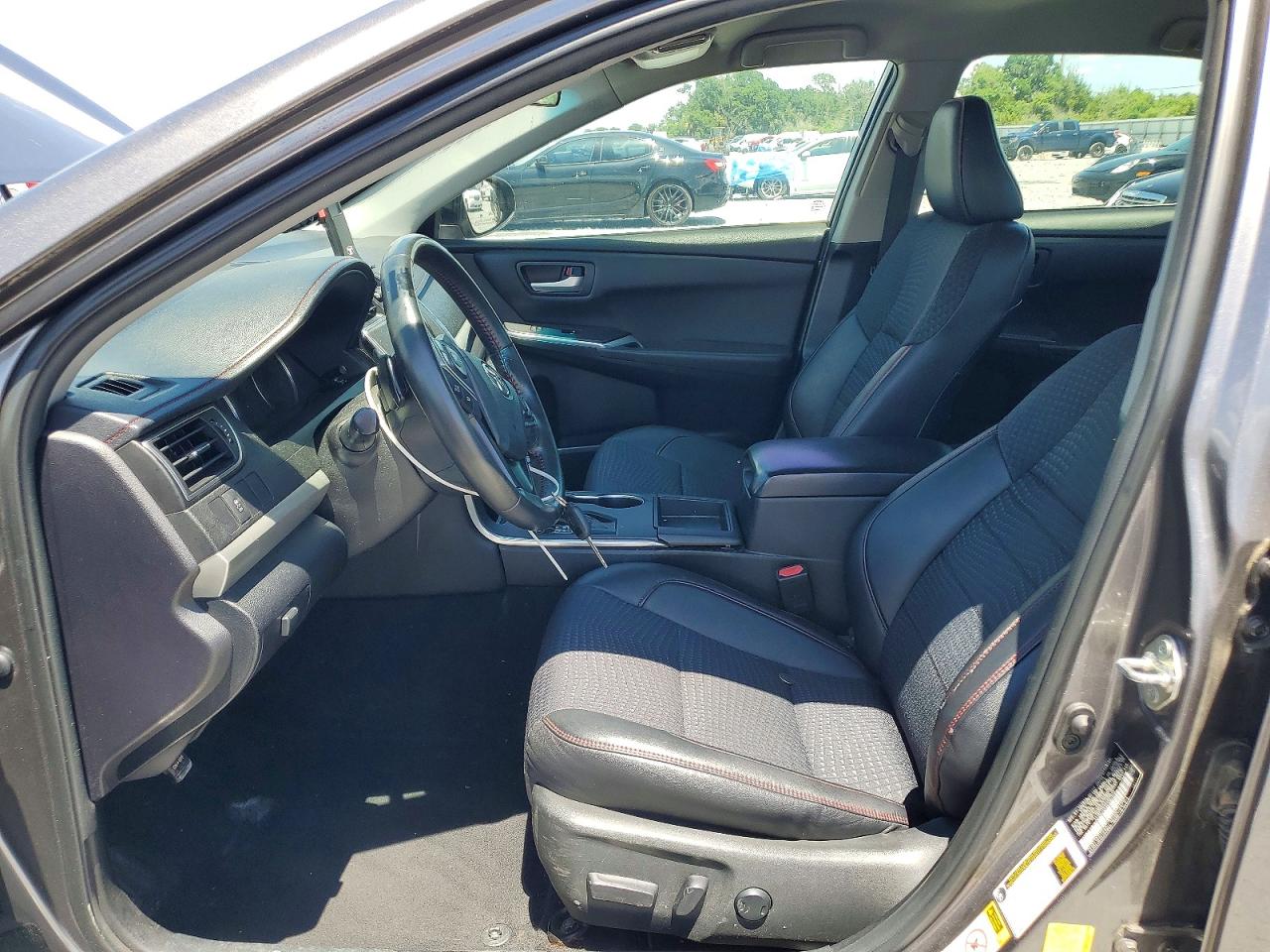4T1BF1FK2FU987073 · 2015 TOYOTA CAMRY · 7/12