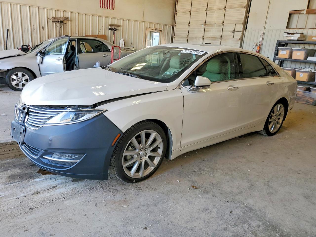 3LN6L2LU5FR604708 · 2015 LINCOLN MKZ