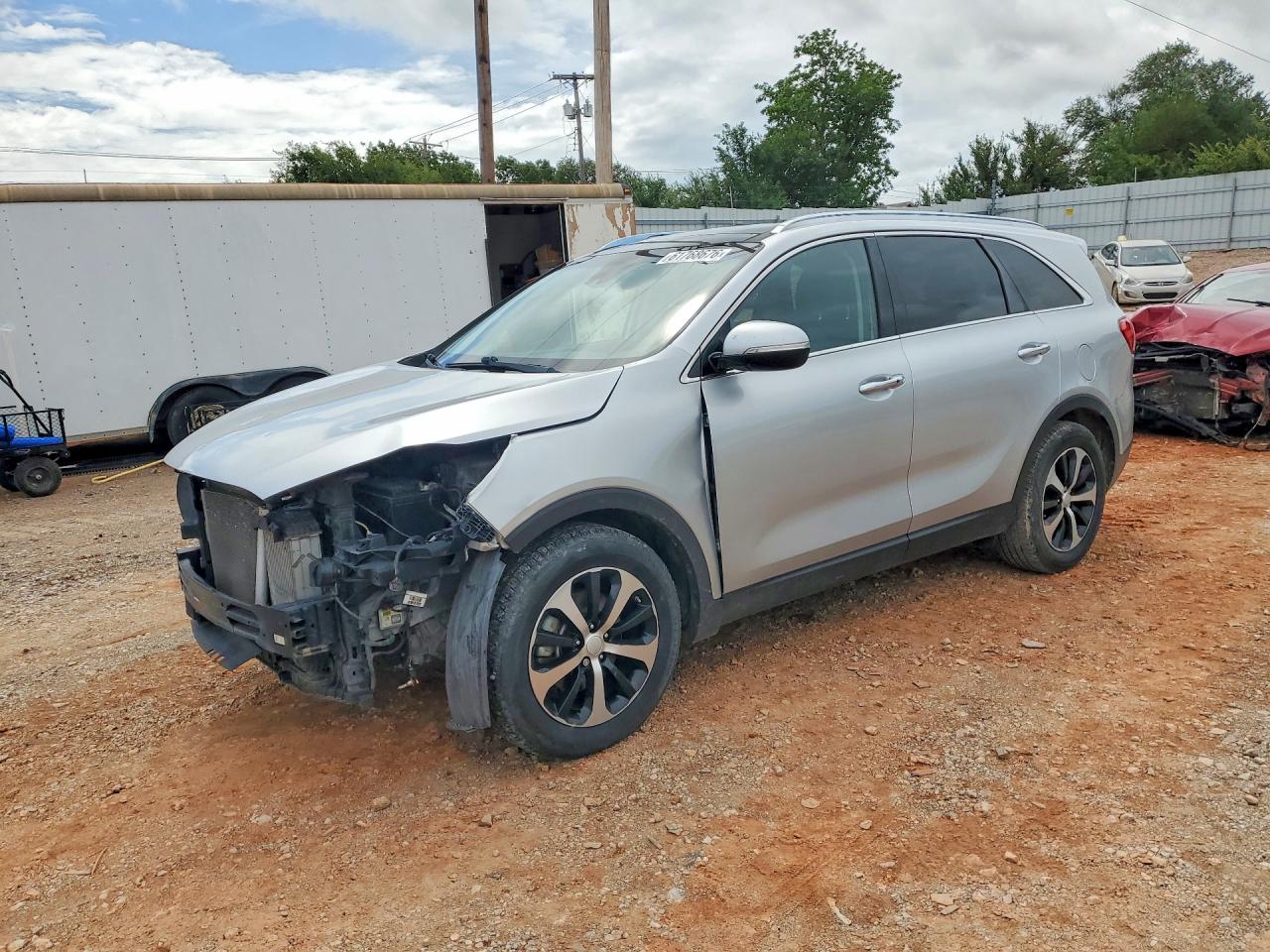 5XYPH4A12HG276899 · 2017 KIA SORENTO