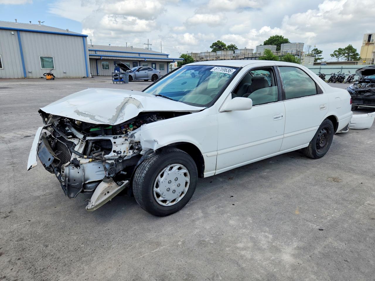 4T1BG22K6XU587866 · 1999 TOYOTA CAMRY