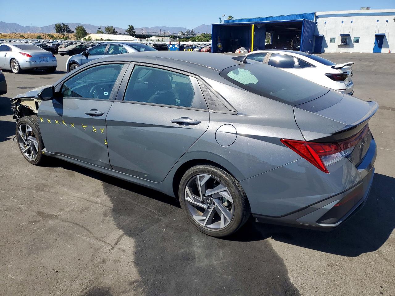 KMHLM4DJ3SU136562 · 2025 HYUNDAI ELANTRA HYBRID · 2/13