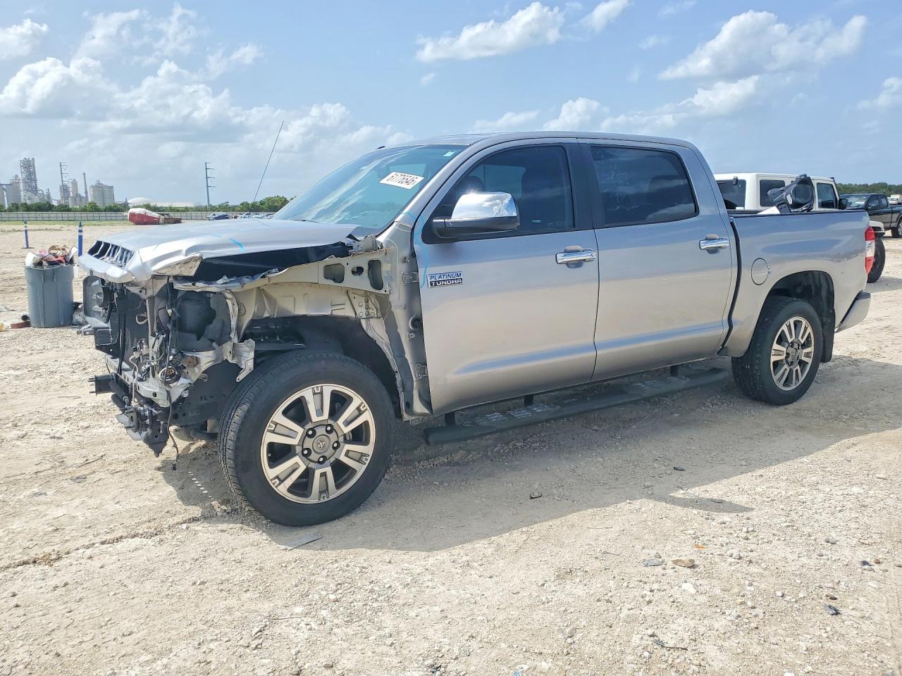 5TFGY5F15FX190026 · 2015 TOYOTA TUNDRA