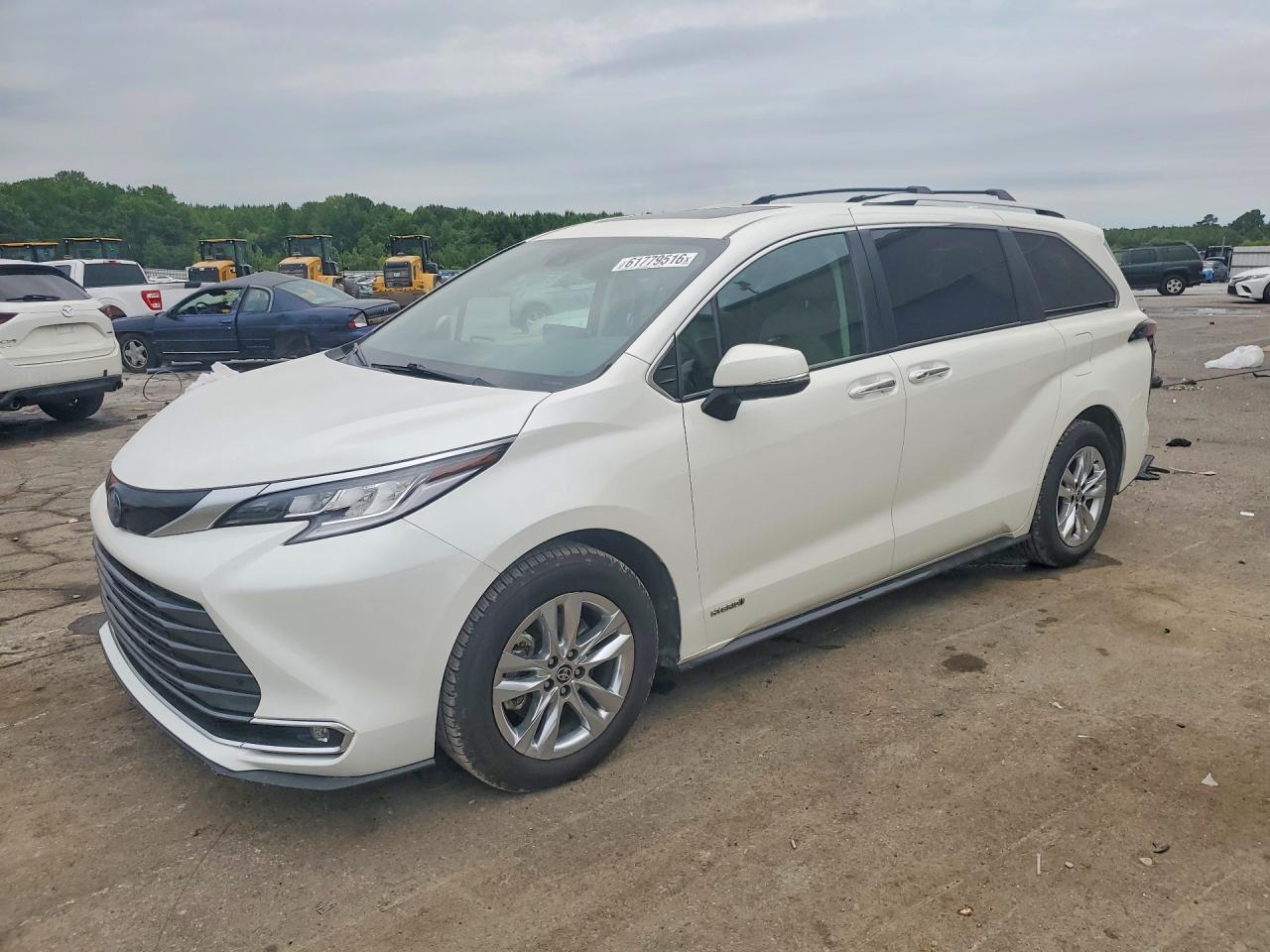 5TDZRKEC5MS013504 · 2021 TOYOTA SIENNA