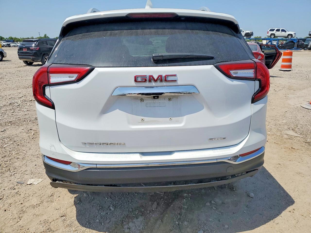 3GKALVEGXRL262840 · 2024 GMC TERRAIN · 6/12
