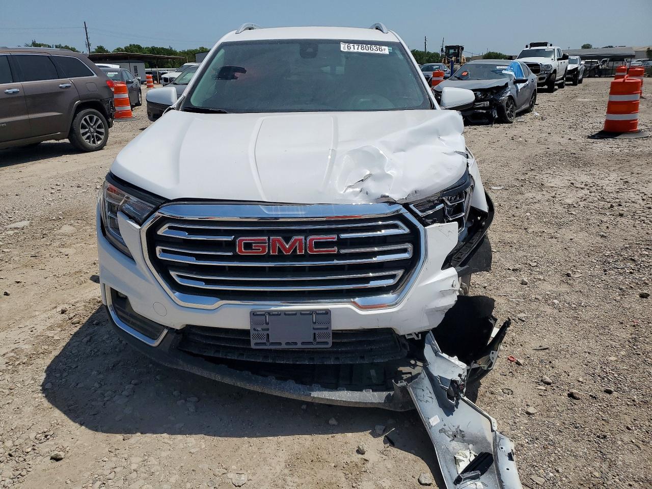 3GKALVEGXRL262840 · 2024 GMC TERRAIN · 5/12