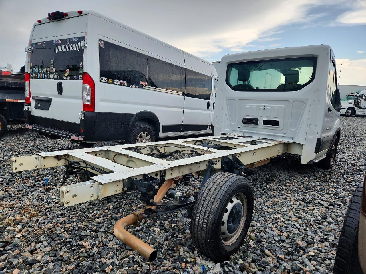 1FDBW5Z81MKA84302 · 2021 FORD TRANSIT · 3/13