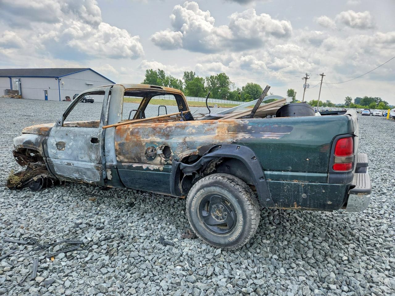 1B7HF16Y9YS536448 · 2000 DODGE RAM 1500 · 2/12