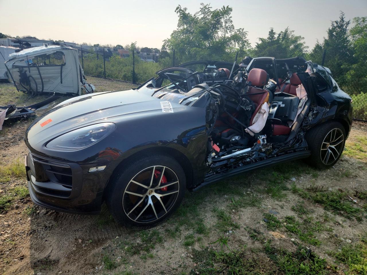 WP1AG2A57RLB38294 · 2024 PORSCHE MACAN