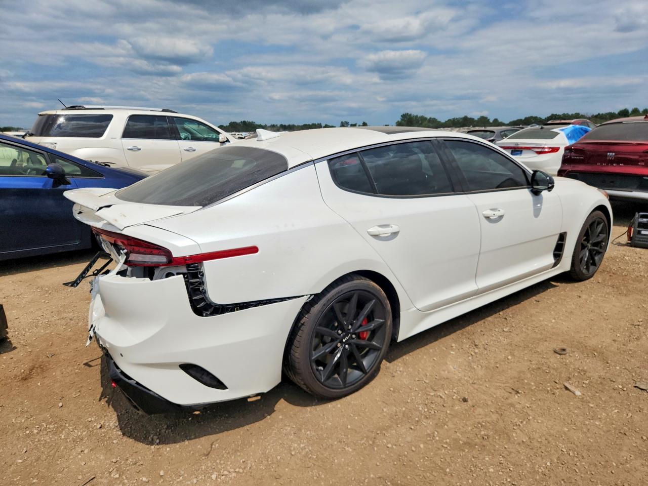 KNAE55LC8N6103159 · 2022 KIA STINGER · 3/13