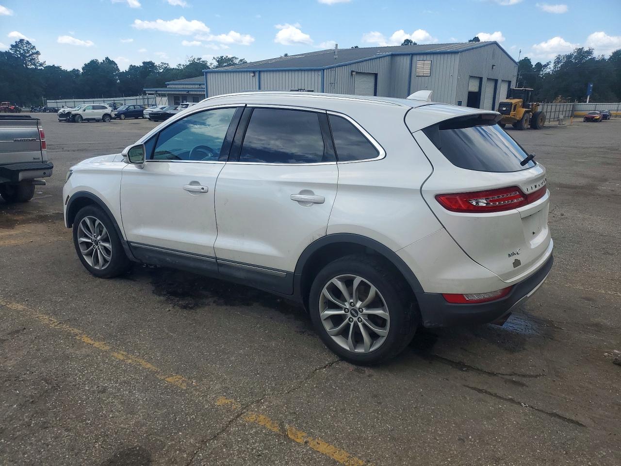 5LMCJ2A96FUJ32273 · 2015 LINCOLN MKC · 2/13