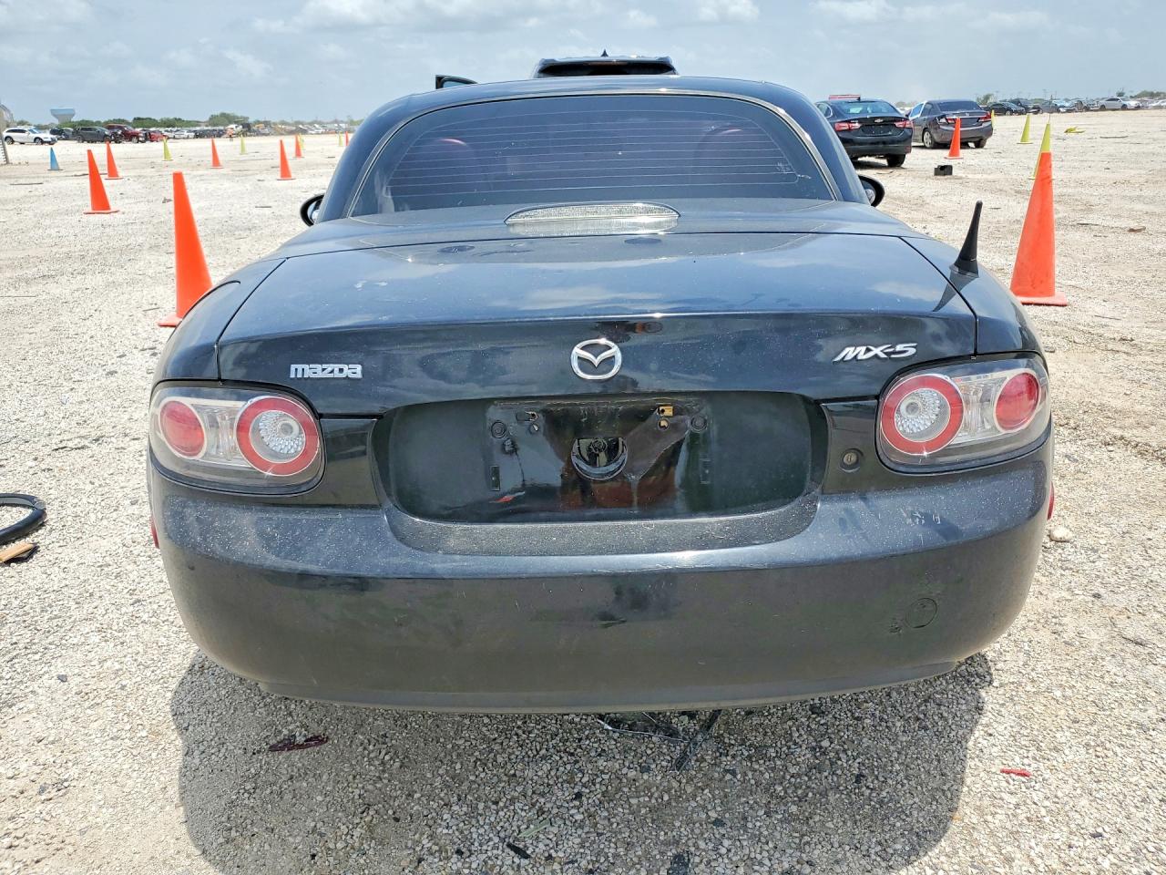 JM1NC26F080156748 · 2008 MAZDA MX-5 MIATA · 6/12
