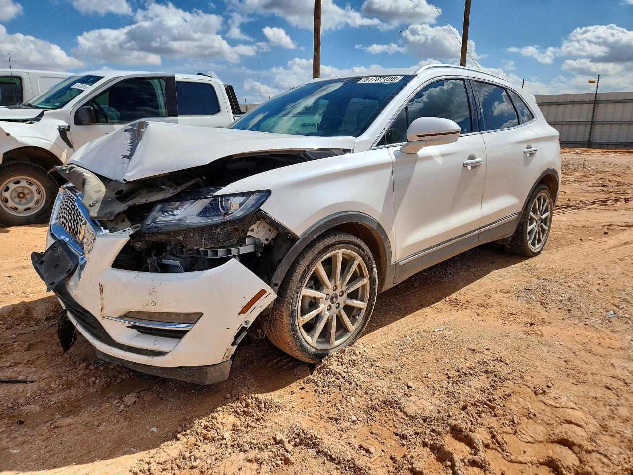 5LMCJ3C92KUL12539 · 2019 LINCOLN MKC
