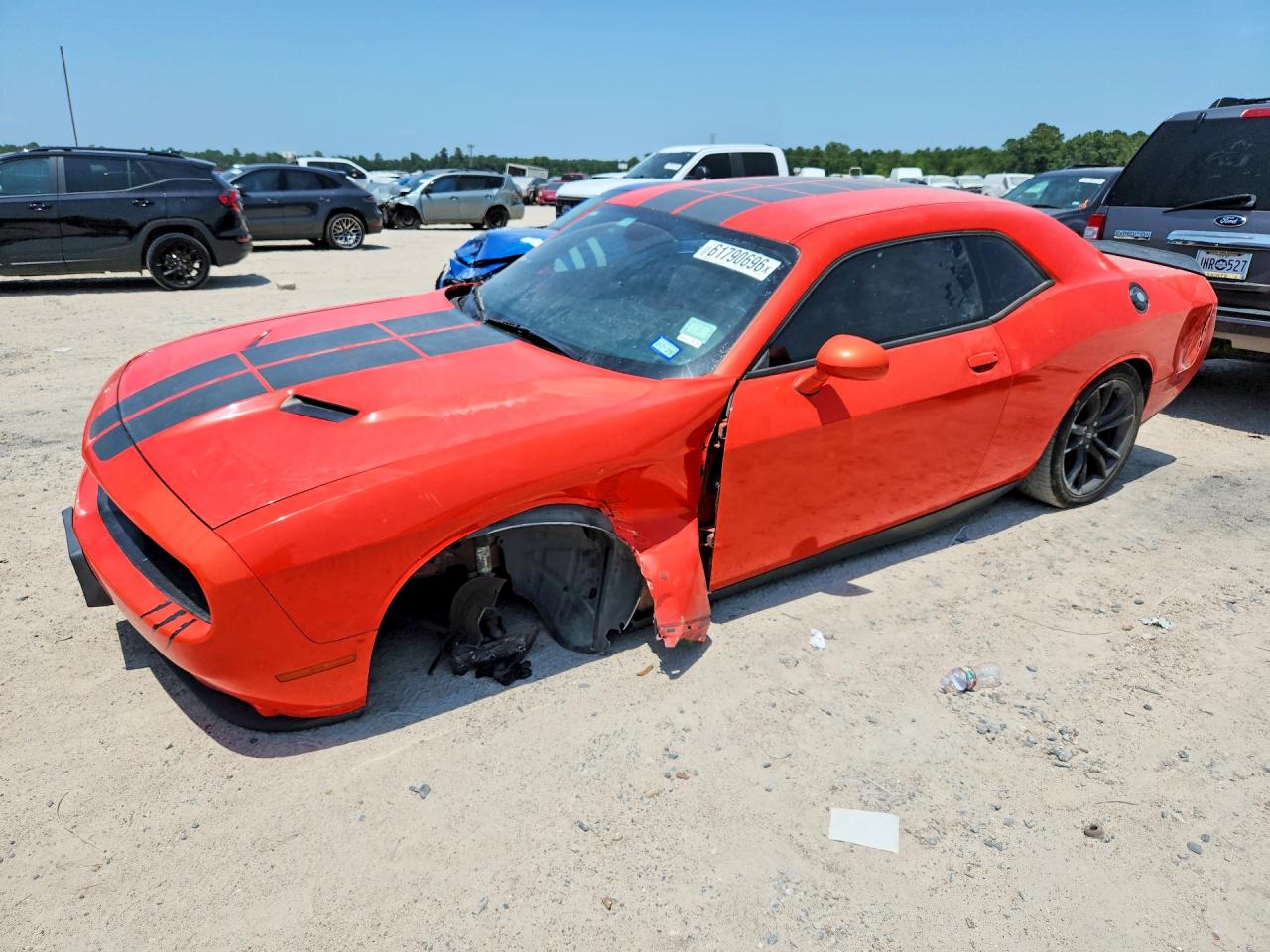 2C3CDZAG3HH527527 · 2017 DODGE CHALLENGER