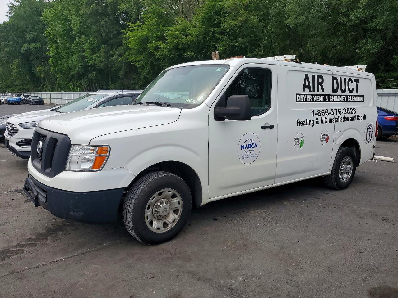 2016 NISSAN NV