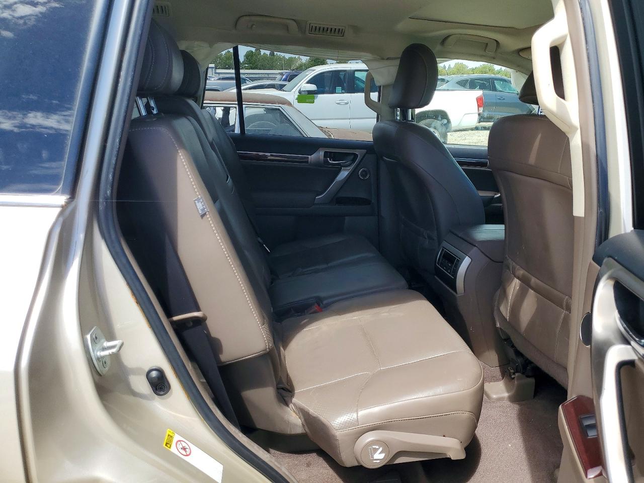 JTJJM7FX1E5068207 · 2014 LEXUS GX · 10/12