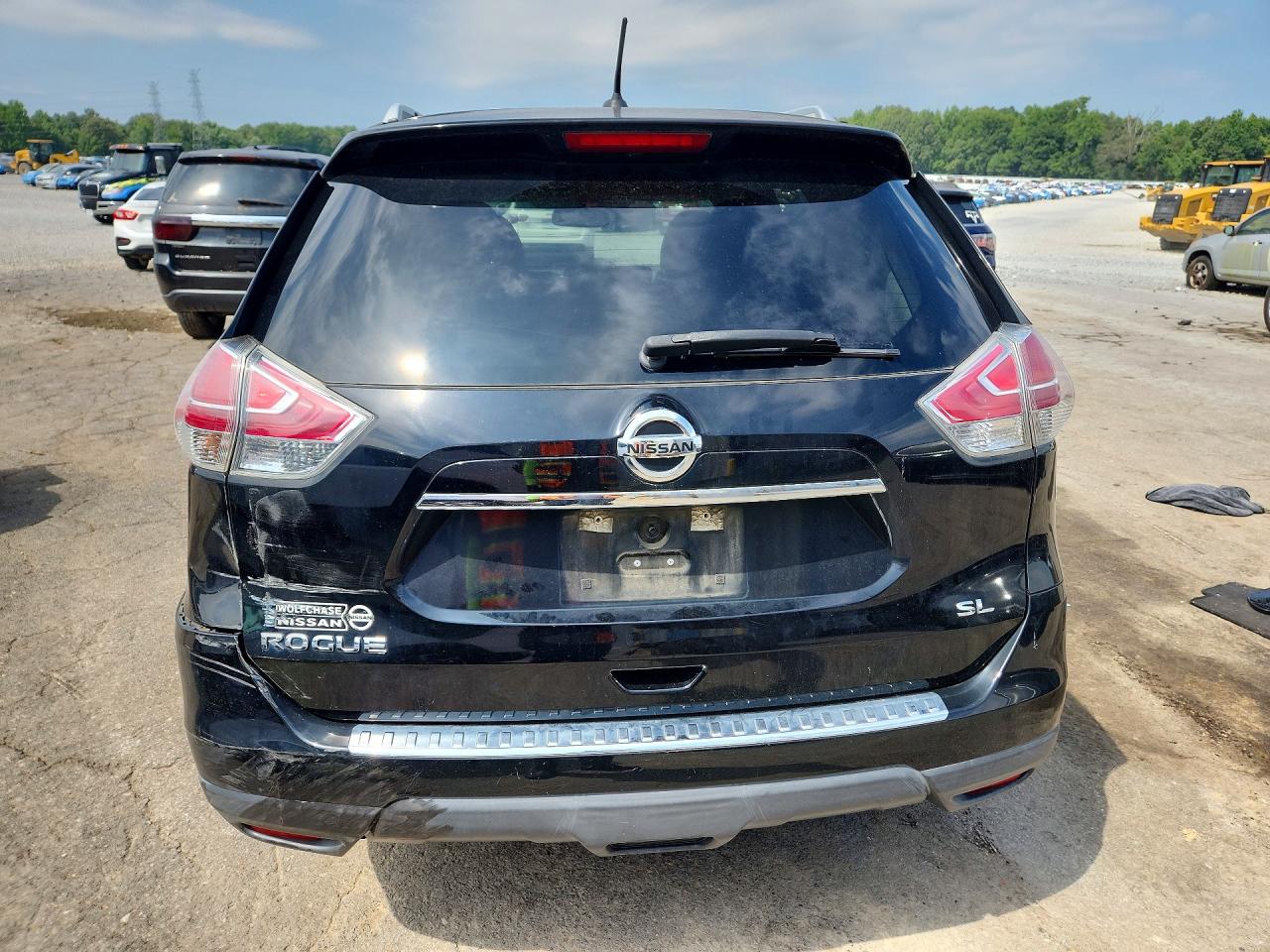 5N1AT2MT1FC797910 · 2015 NISSAN ROGUE · 6/13