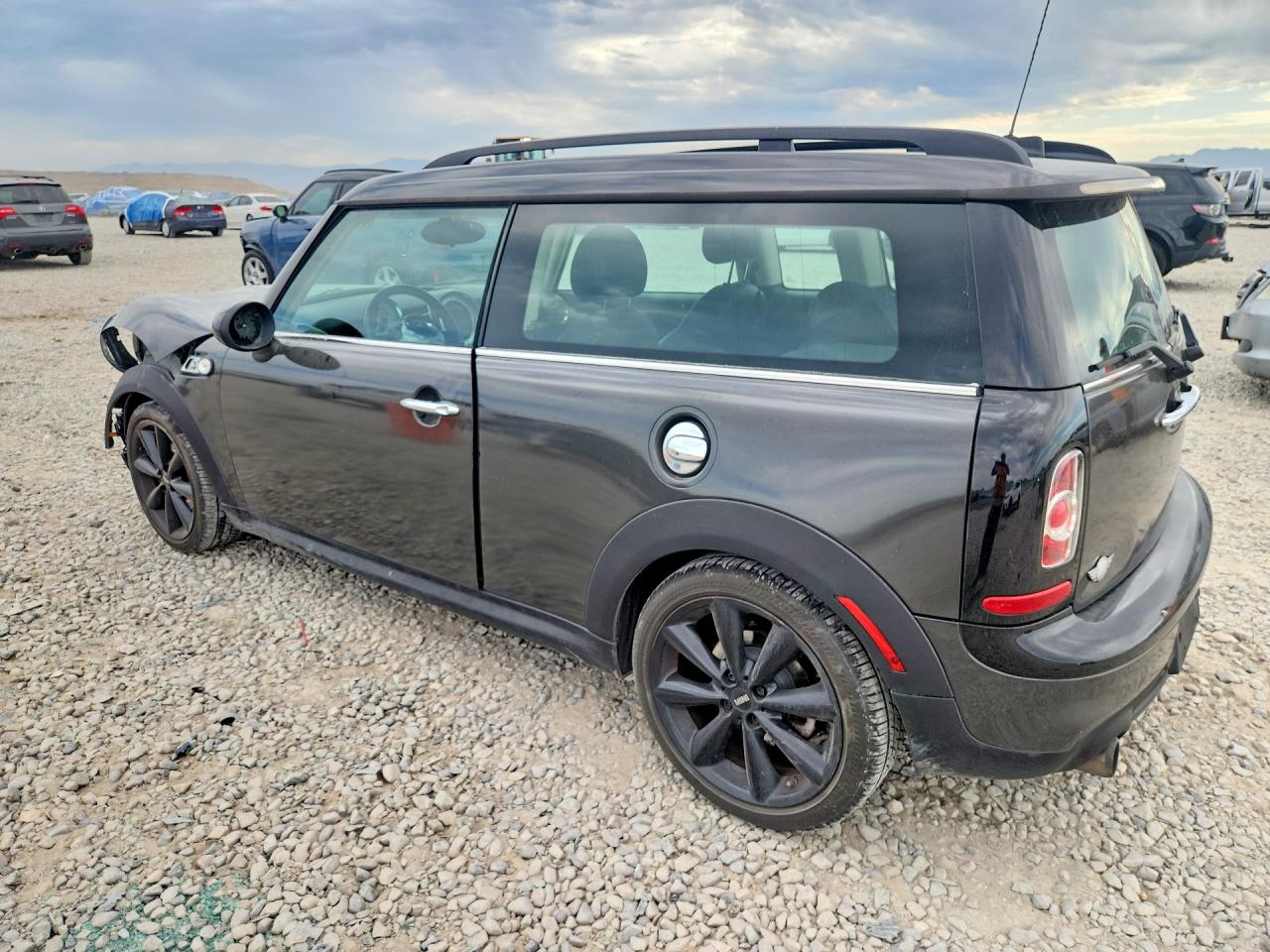 WMWZG3C5XBTY36876 · 2011 MINI COOPER · 2/12