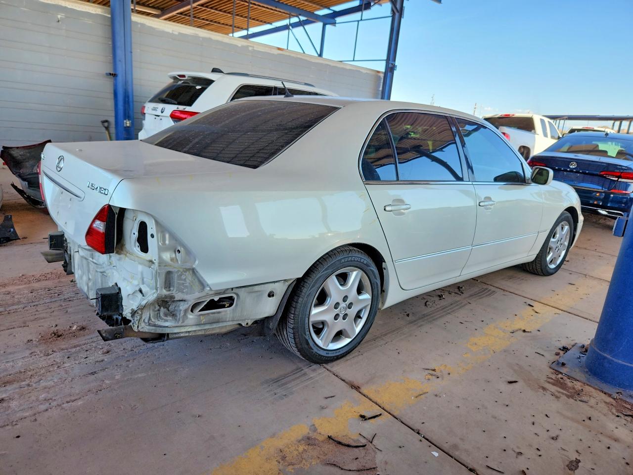 JTHBN36F140134589 · 2004 LEXUS LS · 3/13