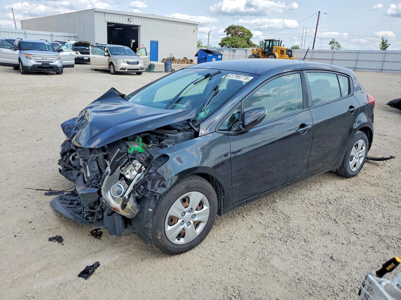 2017 KIA FORTE5