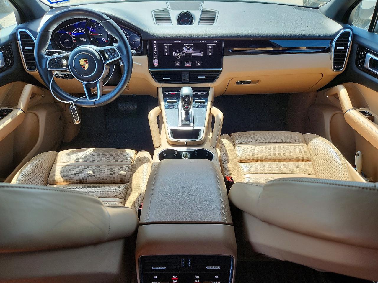 WP1AA2AY3LDA09031 · 2020 PORSCHE CAYENNE · 8/12