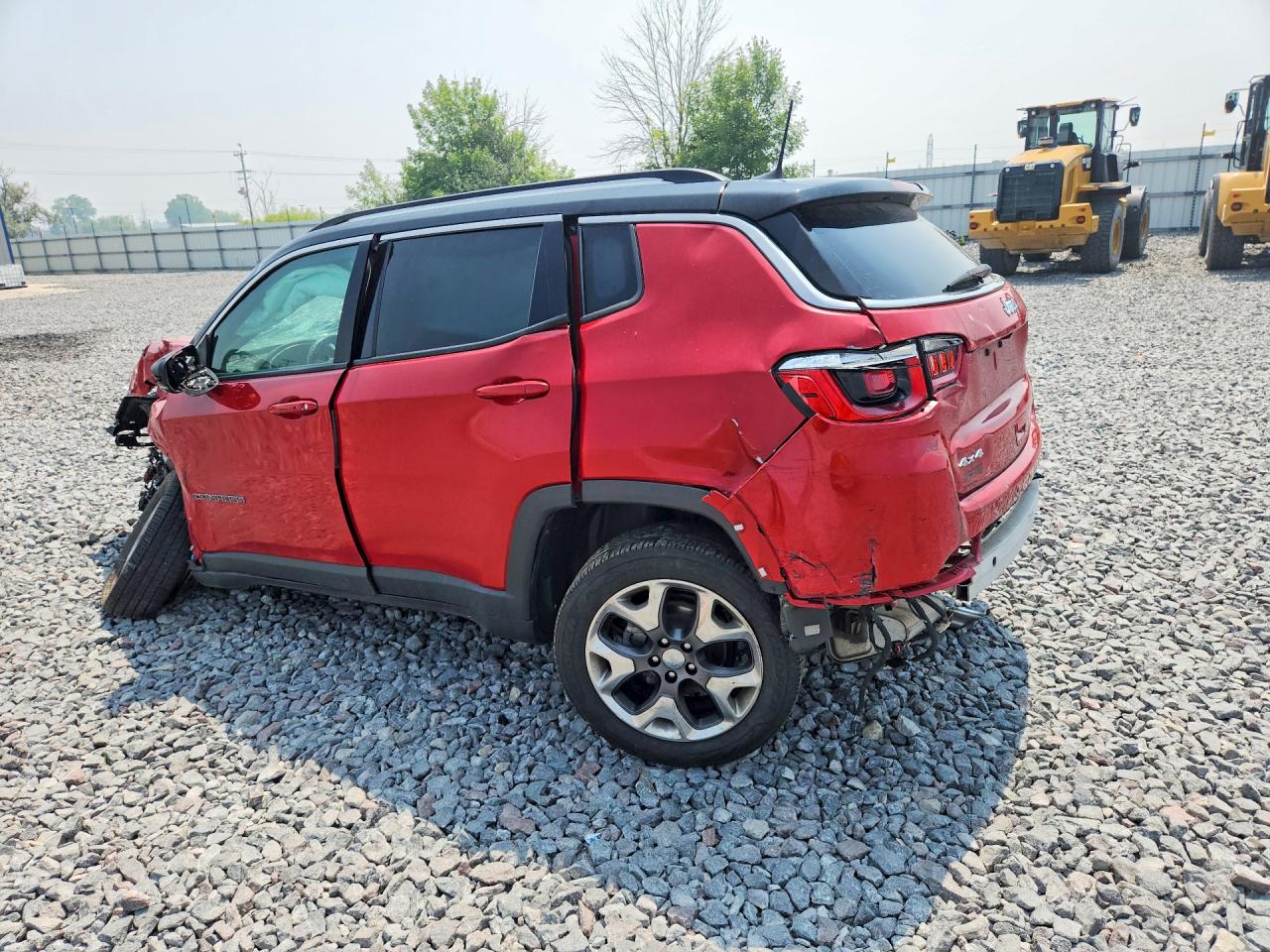 3C4NJDCB7HT641619 · 2017 JEEP COMPASS · 2/13