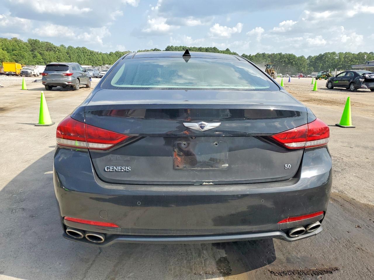 KMHGN4JF9FU028533 · 2015 HYUNDAI GENESIS · 6/12