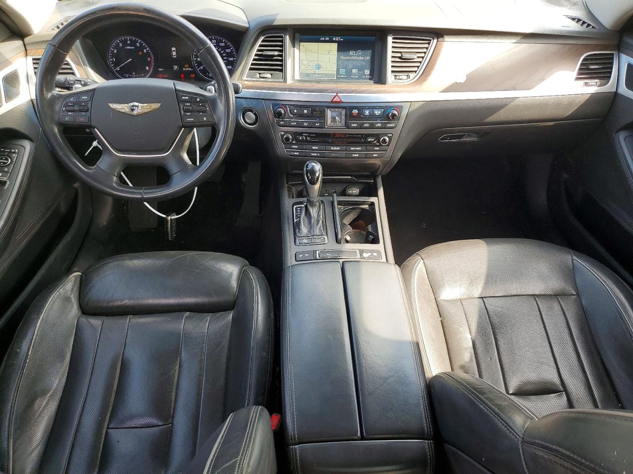 KMHGN4JF9FU028533 · 2015 HYUNDAI GENESIS · 8/12