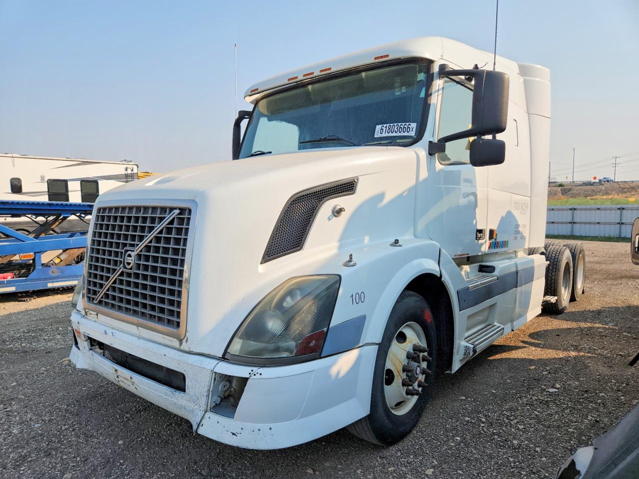 4V4NC9TG94N353151 · 2004 VOLVO VN