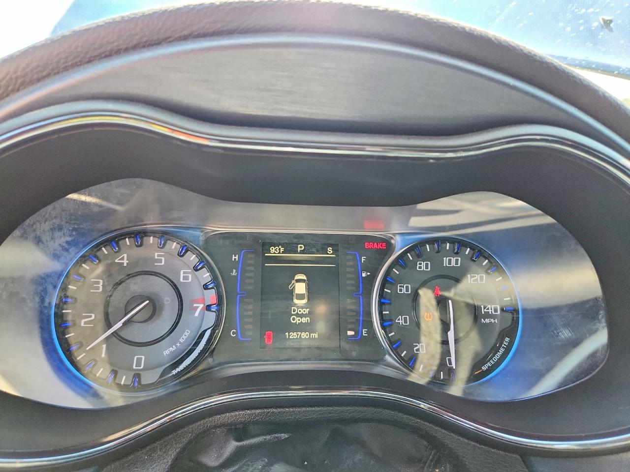 1C3CCCDGXFN601560 · 2015 CHRYSLER 200 · 9/12