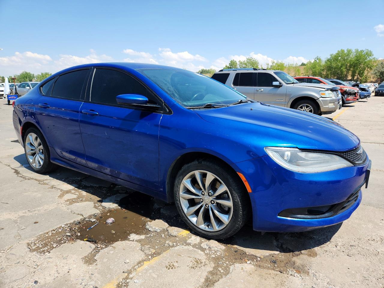 1C3CCCDGXFN601560 · 2015 CHRYSLER 200 · 4/12