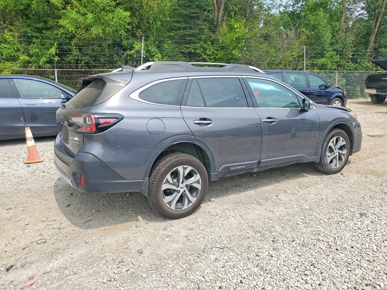 4S4BTAPC1N3253996 · 2022 SUBARU OUTBACK · 3/13