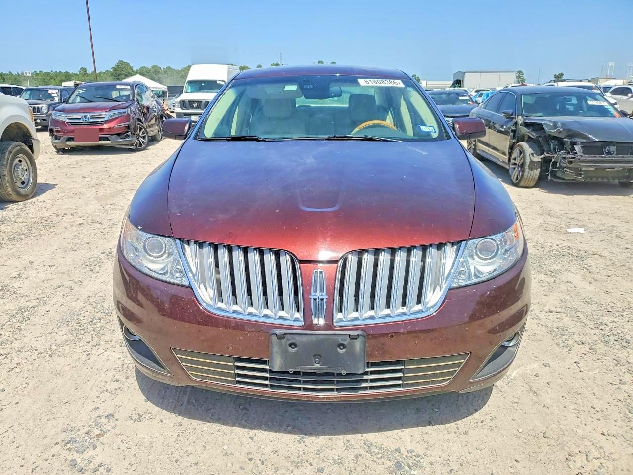1LNHL9DR4AG606302 · 2010 LINCOLN MKS · 5/12