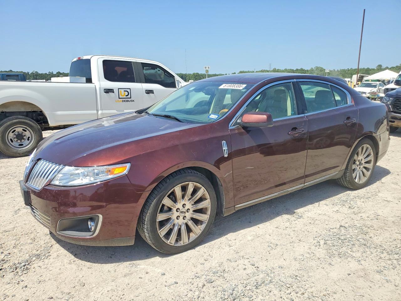 1LNHL9DR4AG606302 · 2010 LINCOLN MKS