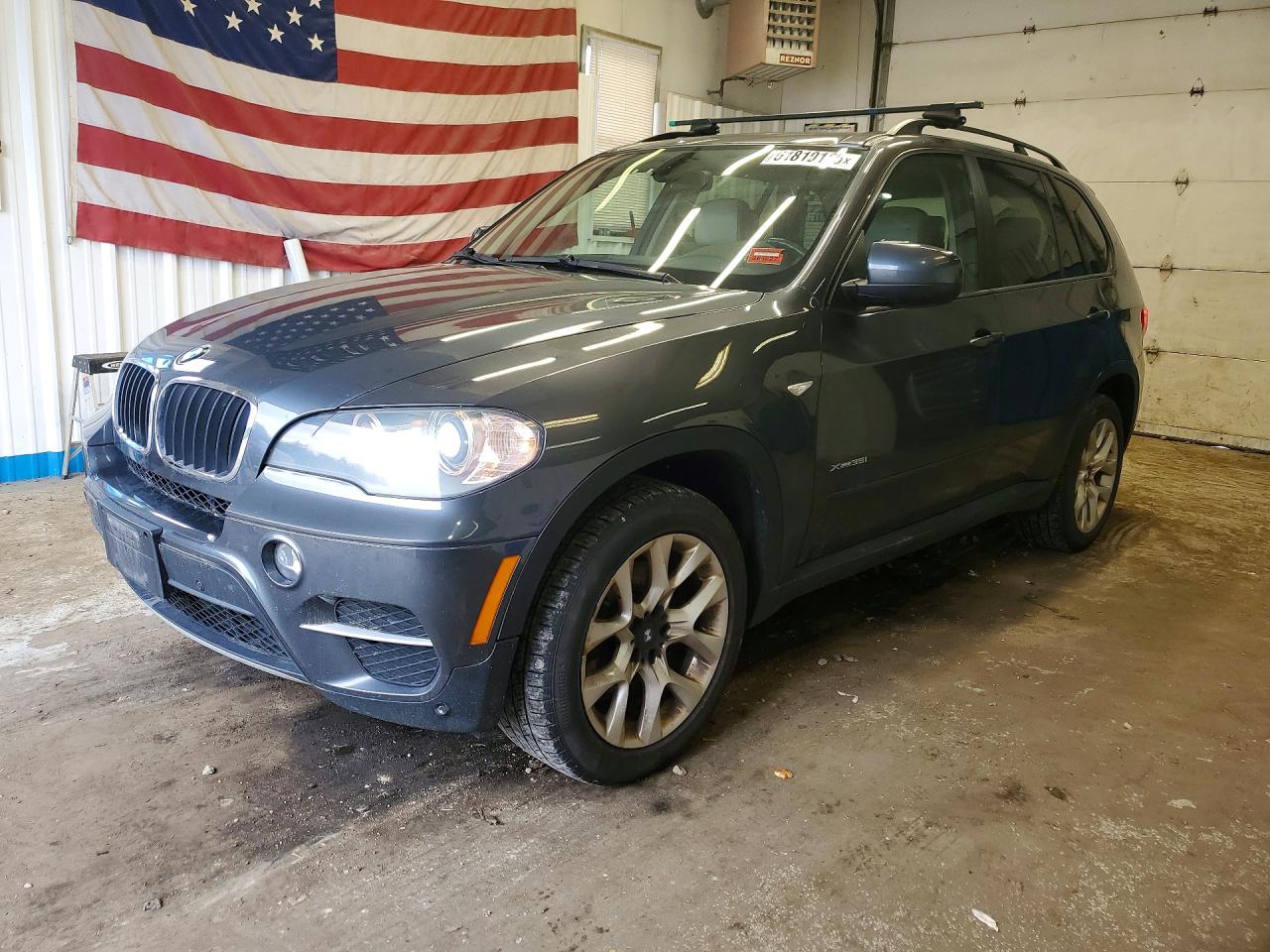 5UXZV4C54BL412378 · 2011 BMW X5
