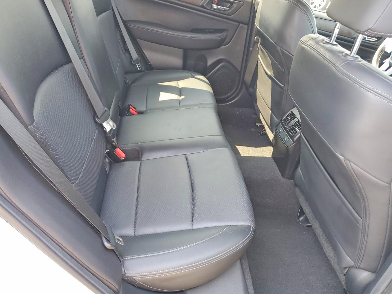4S4BSAJC6F3321089 · 2015 SUBARU OUTBACK · 11/13