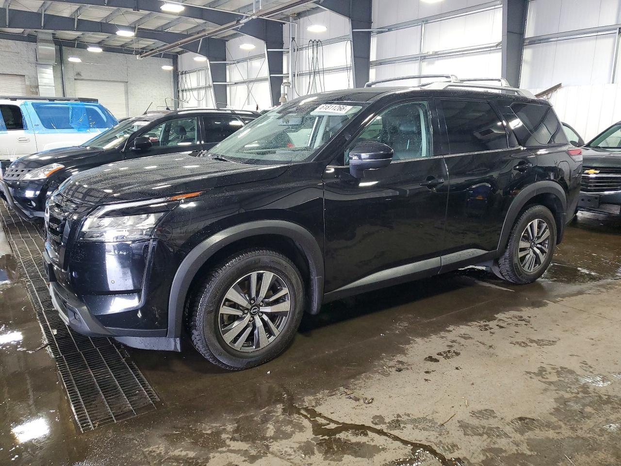 5N1DR3CC5PC236646 · 2023 NISSAN PATHFINDER