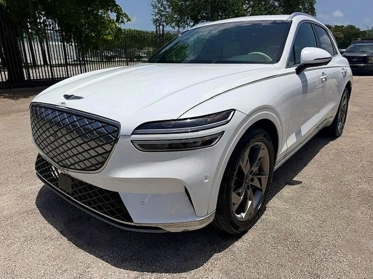 5NMMCET15SH005210 · 2025 GENESIS G70