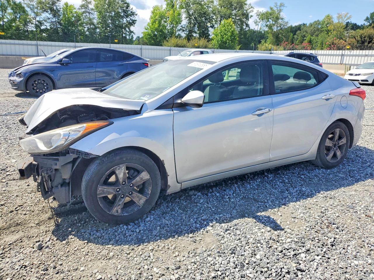 5NPDH4AE2CH077990 · 2012 HYUNDAI ELANTRA