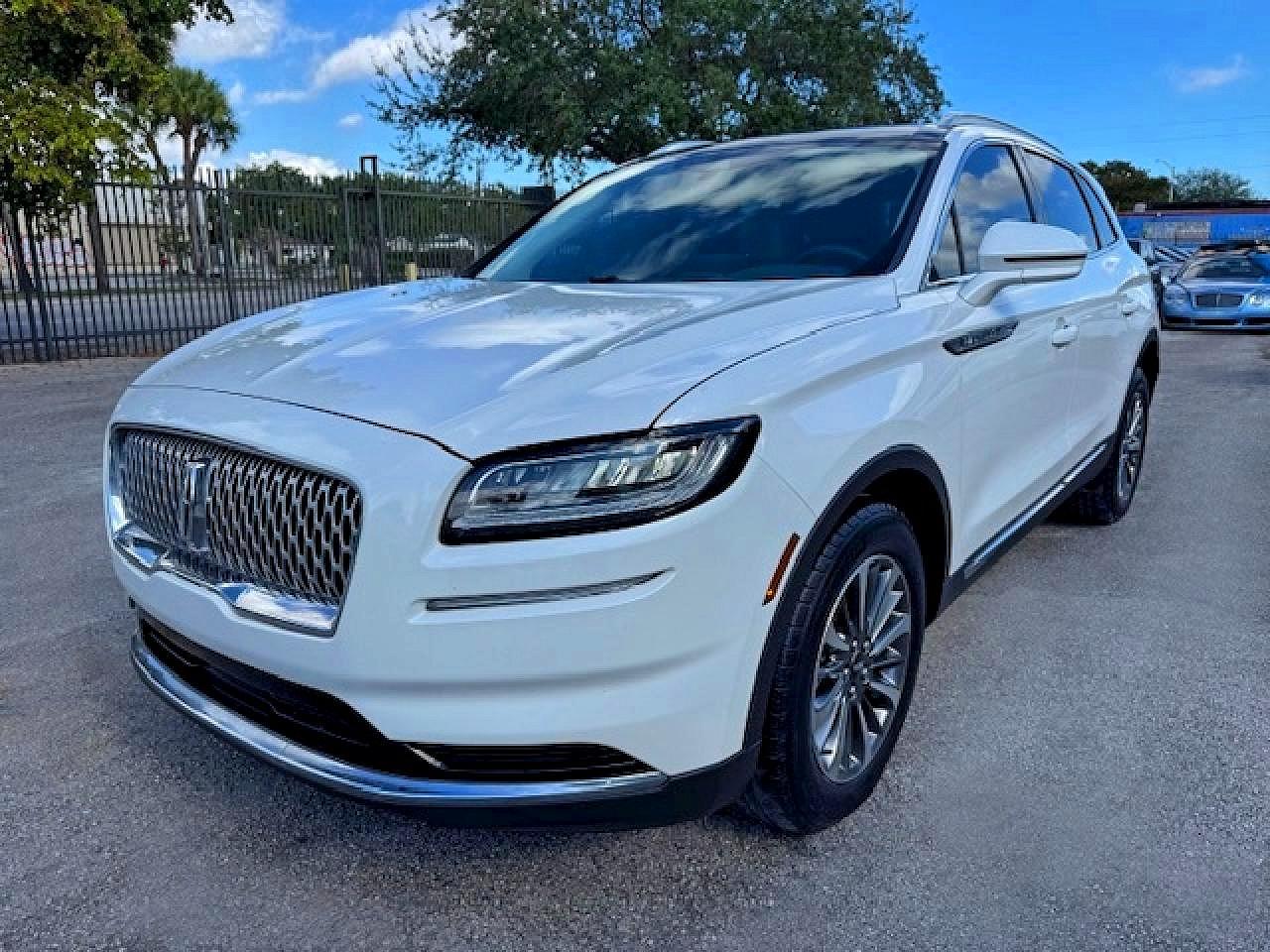 2LMPJ8K90MBL12748 · 2021 LINCOLN NAUTILUS