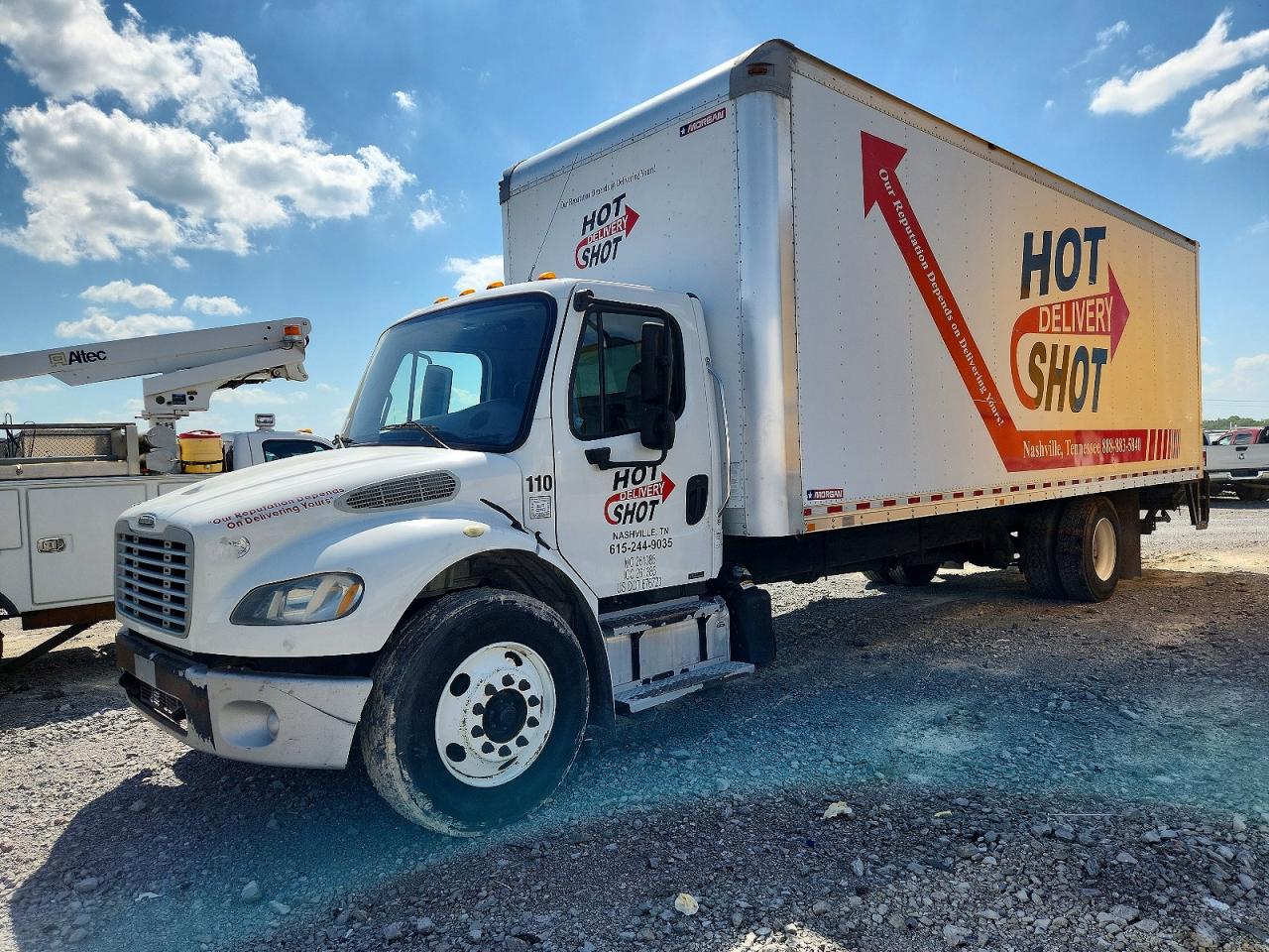 1FVACWFBXHHJF8463 · 2017 FREIGHTLINER M2