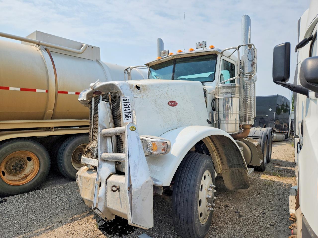 1XPWD49X9CD161853 · 2012 PETERBILT 388