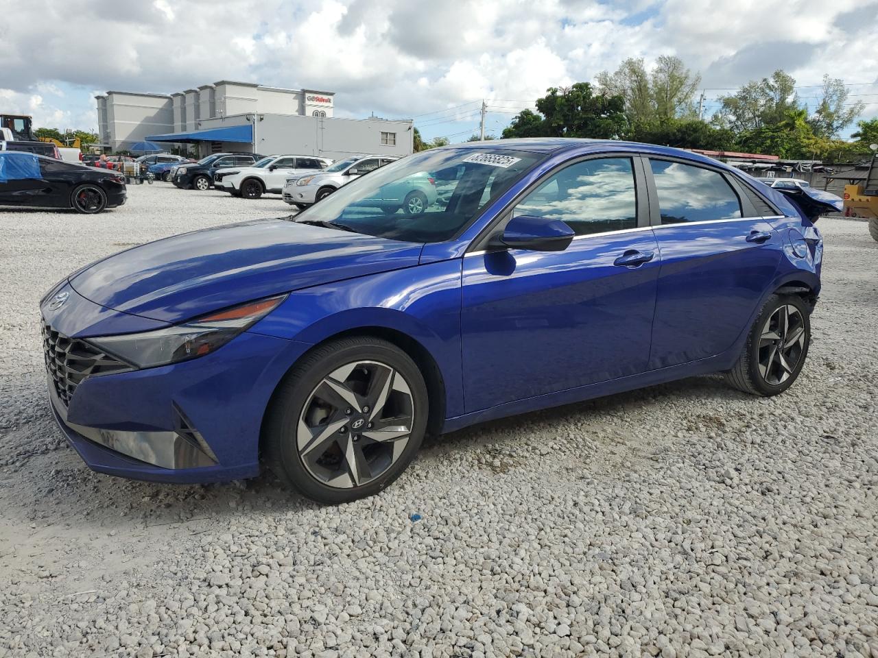 KMHLP4AG4NU330523 · 2022 HYUNDAI ELANTRA