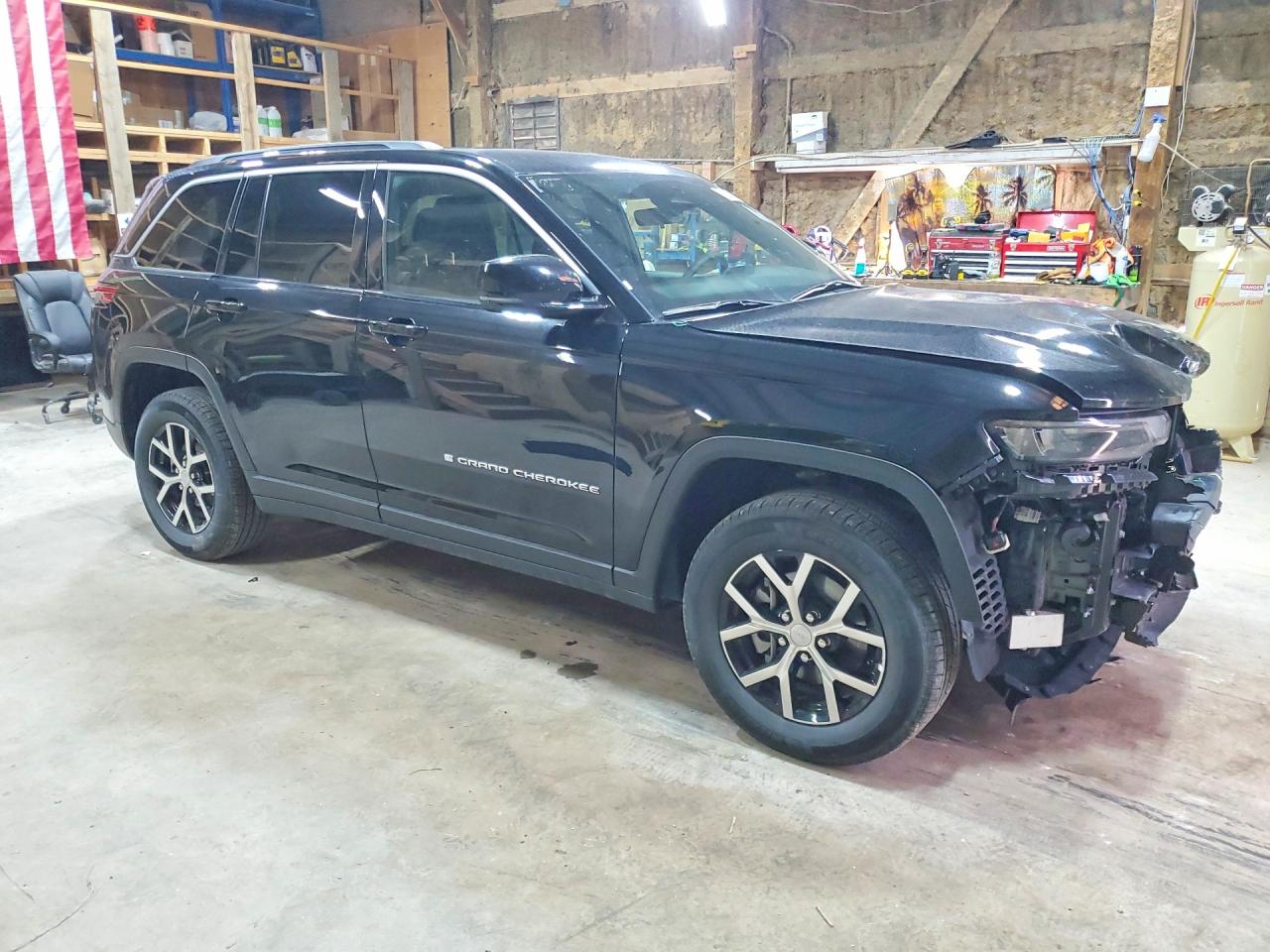 1C4RJHBR5TC251789 · 2026 JEEP GRAND CHEROKEE · 4/14